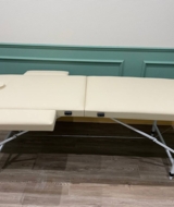 Массажный стол