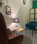 Кабинет с массажным столом