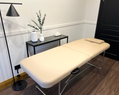 Массажный стол