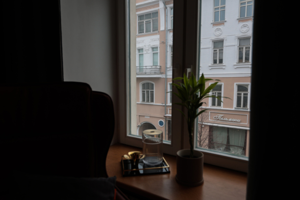 6й-VIP чёрный с диваном ❄️