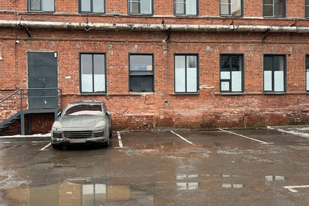 Парковочное место Римская