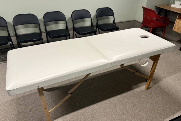 Массажный стол №1