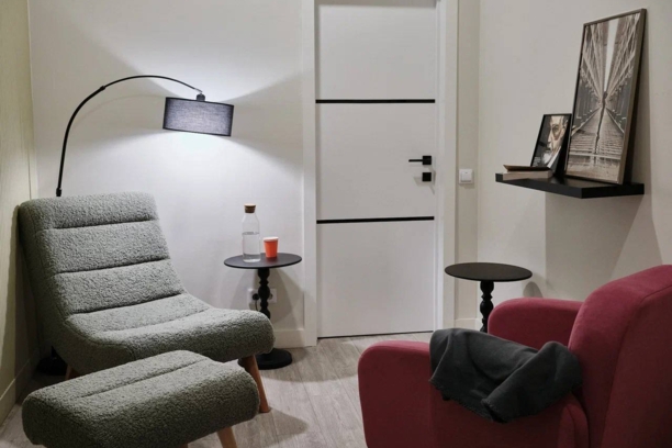 Кабинет №8 с кушеткой